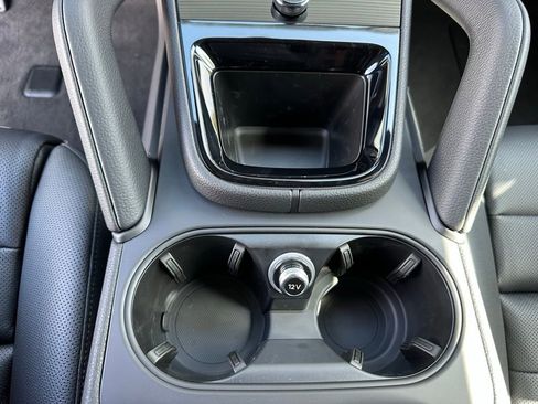 Used 2025 Porsche Cayenne E-Hybrid image 22