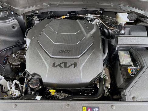 Certified 2024 Kia Telluride S w/ S Sunroof Package AWD/4WD image 37