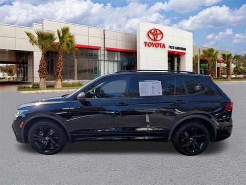 Used 2024 Volkswagen Tiguan SE R-Line image 7