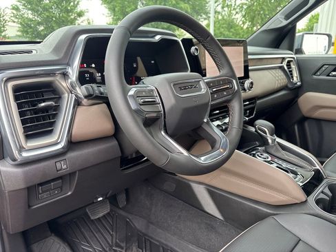 New 2026 GMC Canyon Denali AWD/4WD image 10