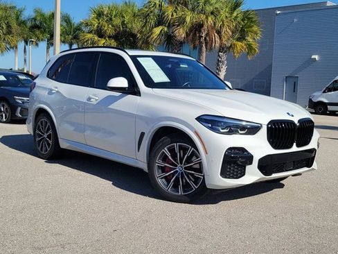 Used 2022 BMW X5 xDrive40i w/ M Sport Package image 37