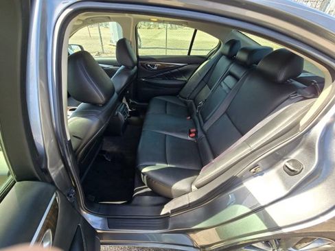 Used 2018 INFINITI Q50 Luxe w/ Essential Package (3.0T Luxe) image 12