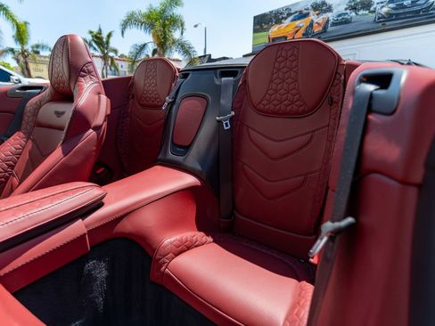 Used 2020 Aston Martin DBS Superleggera Volante RWD image 32