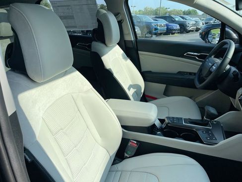 New 2026 Kia Sportage SX image 50