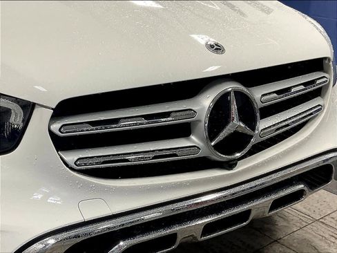 Used 2022 Mercedes-Benz GLC 300 4MATIC image 32