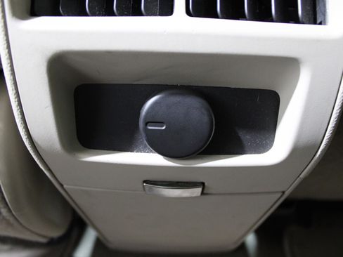 Used 2015 Cadillac SRX Performance w/ Driver Awareness Package image 25