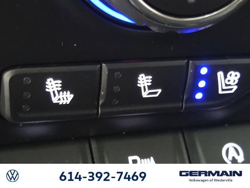 Used 2021 Chevrolet Silverado 1500 High Country w/ Technology Package AWD/4WD image 30