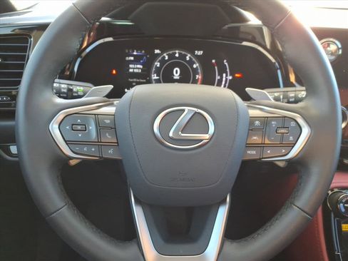 Used 2025 Lexus NX 250 FWD w/ Premium Package image 23