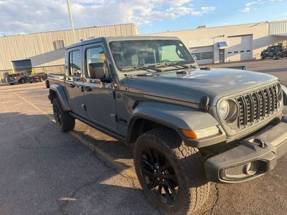 Used 2024 Jeep Gladiator Sport