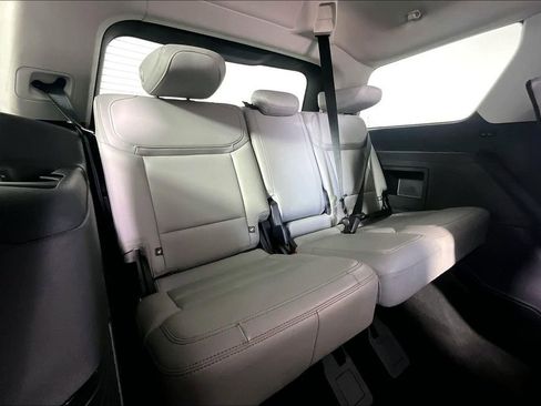 Used 2025 Ford Expedition Active AWD/4WD image 28