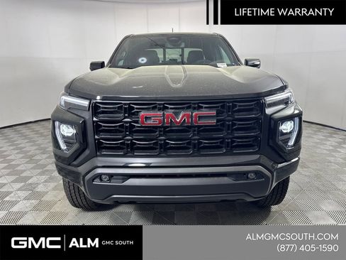 New 2026 GMC Canyon Elevation w/ Convenience Package RWD image 3