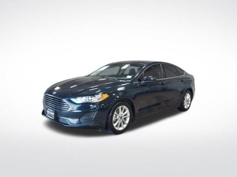 Used 2020 Ford Fusion SE image 8