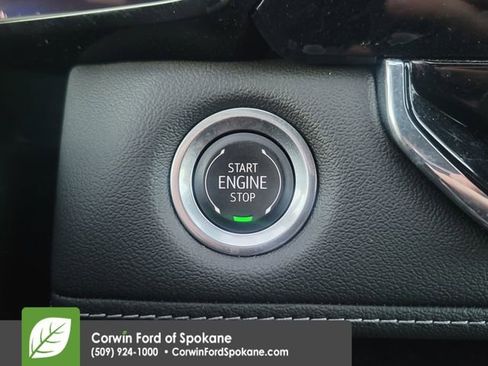 Used 2024 Chevrolet Colorado LT image 24