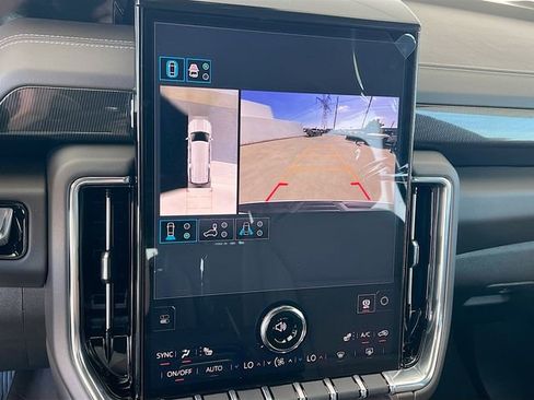 New 2026 GMC Yukon XL Elevation image 9