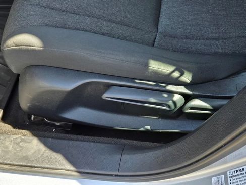 Used 2025 Honda Accord LX image 14