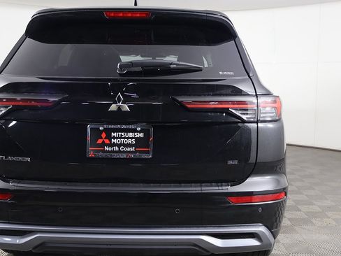 New 2026 Mitsubishi Outlander SE image 17