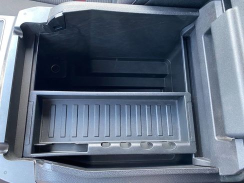 Used 2016 Ford F150 XLT w/ Equipment Group 302A Luxury AWD/4WD image 20
