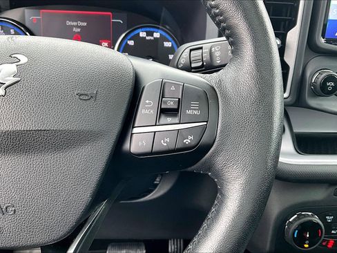 Certified 2023 Ford Bronco Sport Outer Banks w/ Tech Package image 12