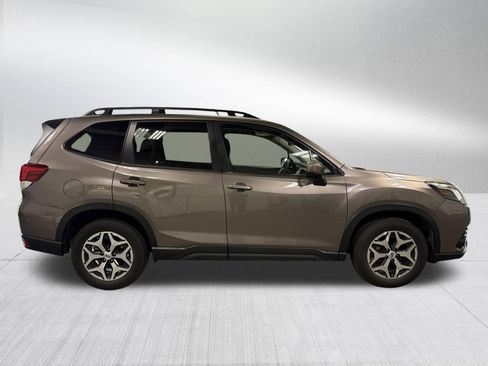 Certified 2024 Subaru Forester Premium image 8