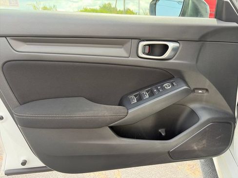 Used 2023 Honda Civic Sport image 15