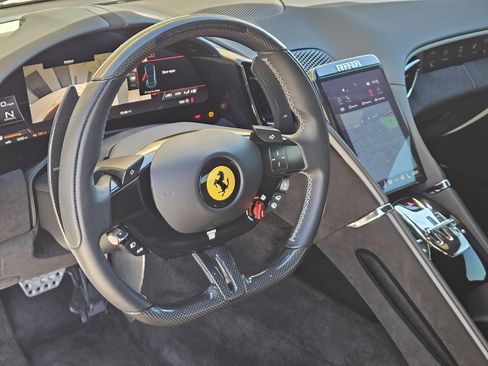 Used 2022 Ferrari Roma image 30
