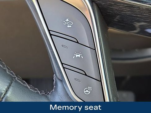 Used 2024 Cadillac XT5 Premium Luxury AWD/4WD image 11