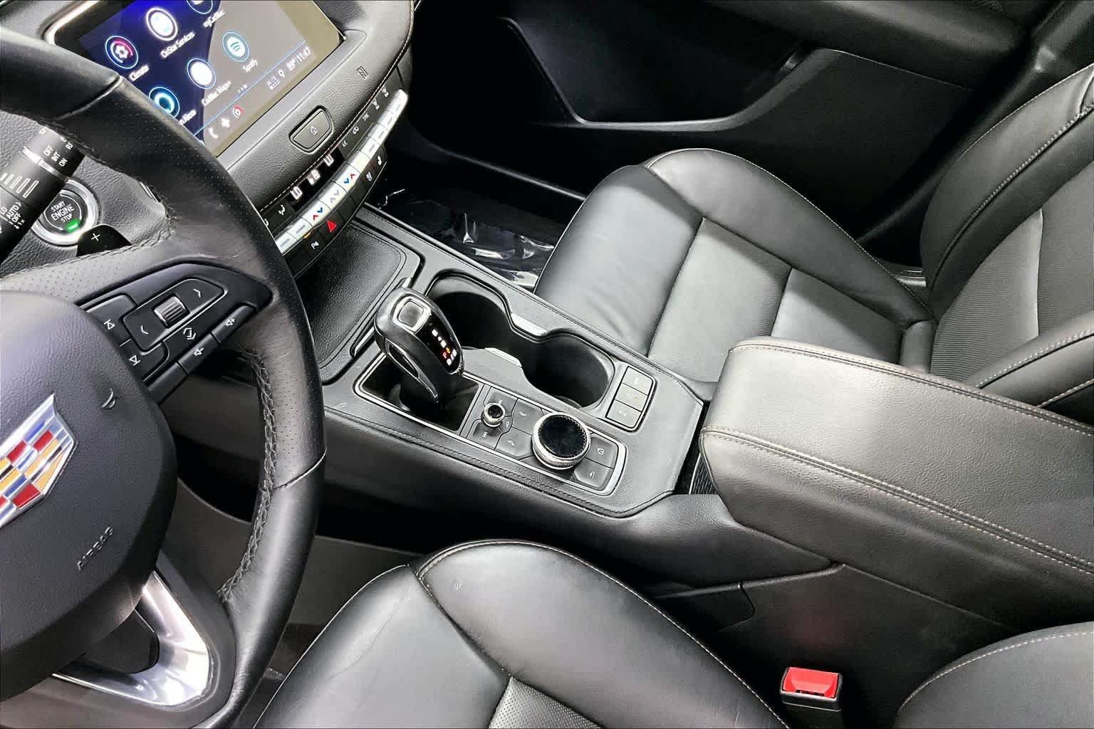 Used 2019 Cadillac XT4 Sport FWD image 16