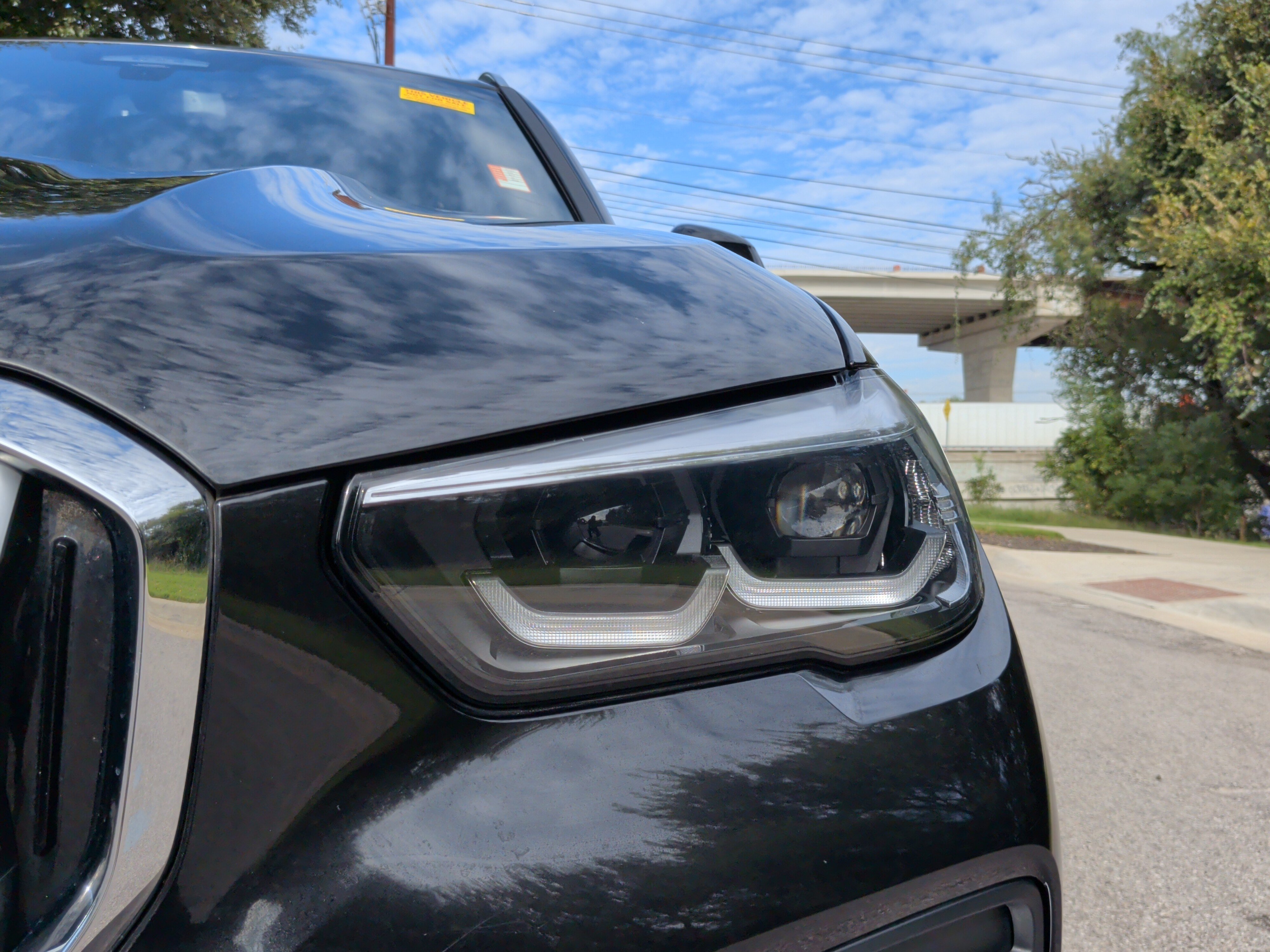 Used 2023 BMW X5 sDrive40i RWD image 3