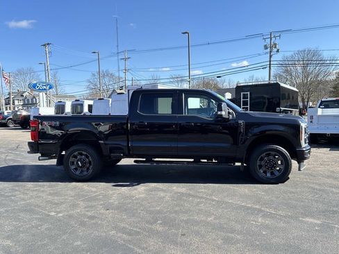 Used 2023 Ford F350 Lariat w/ Sport Appearance Package image 8