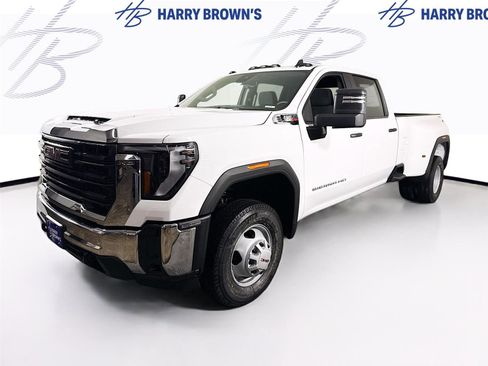 New 2026 GMC Sierra 3500 Pro AWD/4WD image 1