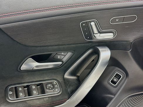 Used 2023 Mercedes-Benz CLA 250 4MATIC image 15