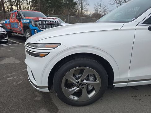 New 2026 Genesis GV70 2.5T AWD/4WD image 10