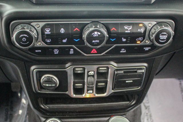 Used 2021 Jeep Gladiator Overland w/ Popular Equipment Package AWD/4WD image 33