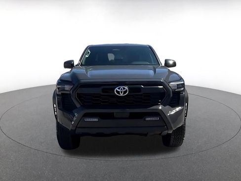 Used 2025 Toyota Tacoma TRD Off-Road image 15