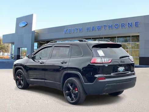 Used 2019 Jeep Cherokee Latitude Plus FWD image 4
