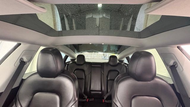Used 2021 Tesla Model 3 Standard Range Plus RWD image 29