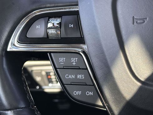 Used 2022 Lincoln Nautilus Reserve w/ Monochromatic Package image 22