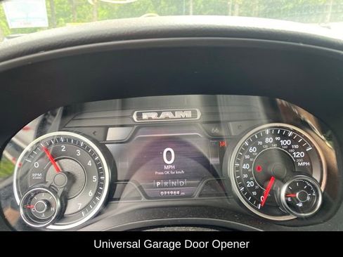 Used 2021 RAM 1500 Big Horn RWD image 16