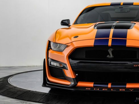 Used 2020 Ford Mustang Shelby GT500 w/ Carbon Fiber Track Pack RWD image 37