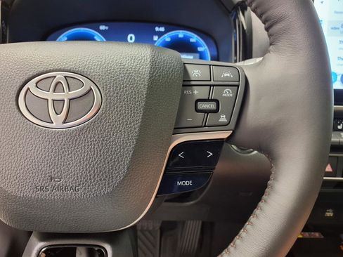 New 2026 Toyota Camry XLE AWD/4WD image 21