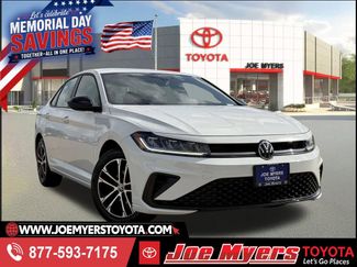 Used 2025 Volkswagen Jetta Sport FWD video 1