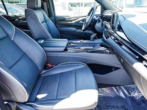 Used 2024 Cadillac Escalade Sport w/ LPO, ONYX Package AWD/4WD image 18