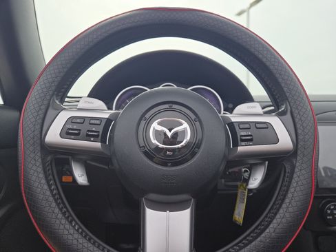 Used 2007 MAZDA MX-5 Miata Touring w/ Appearance Pkg RWD image 20