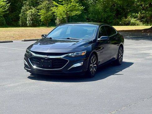 Used 2023 Chevrolet Malibu RS image 1