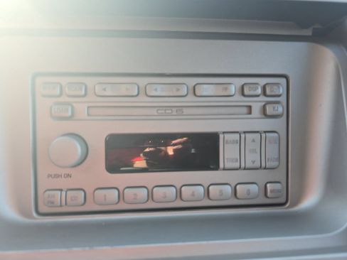 Used 2003 Lincoln Navigator Luxury AWD/4WD image 21
