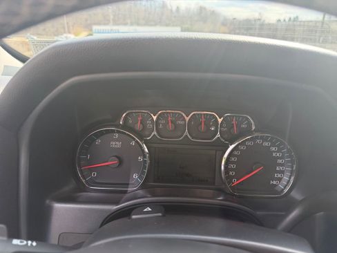 Used 2018 Chevrolet Silverado 1500 LT w/ All Star Edition image 16