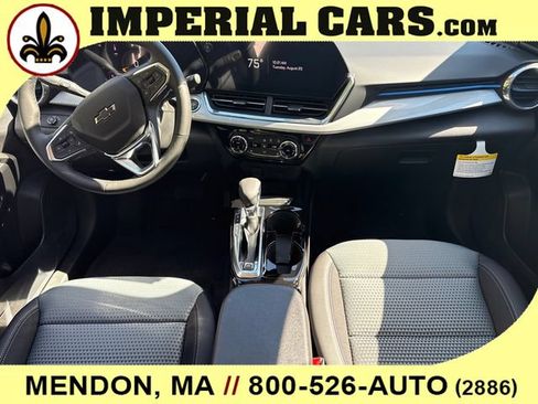 New 2026 Chevrolet Trax LT w/ Driver Confidence Package FWD image 17