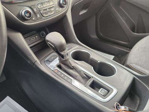 Used 2024 Chevrolet Equinox LT image 15