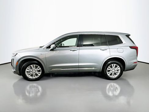 Used 2024 Cadillac XT6 Luxury AWD/4WD image 4