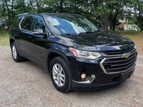 Used 2018 Chevrolet Traverse LT AWD/4WD image 1